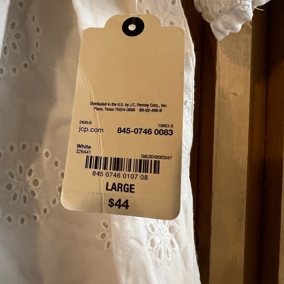 St. John's Bay White Eyelet Blouse Puff Sleeves NWT - Picture 3 of 6